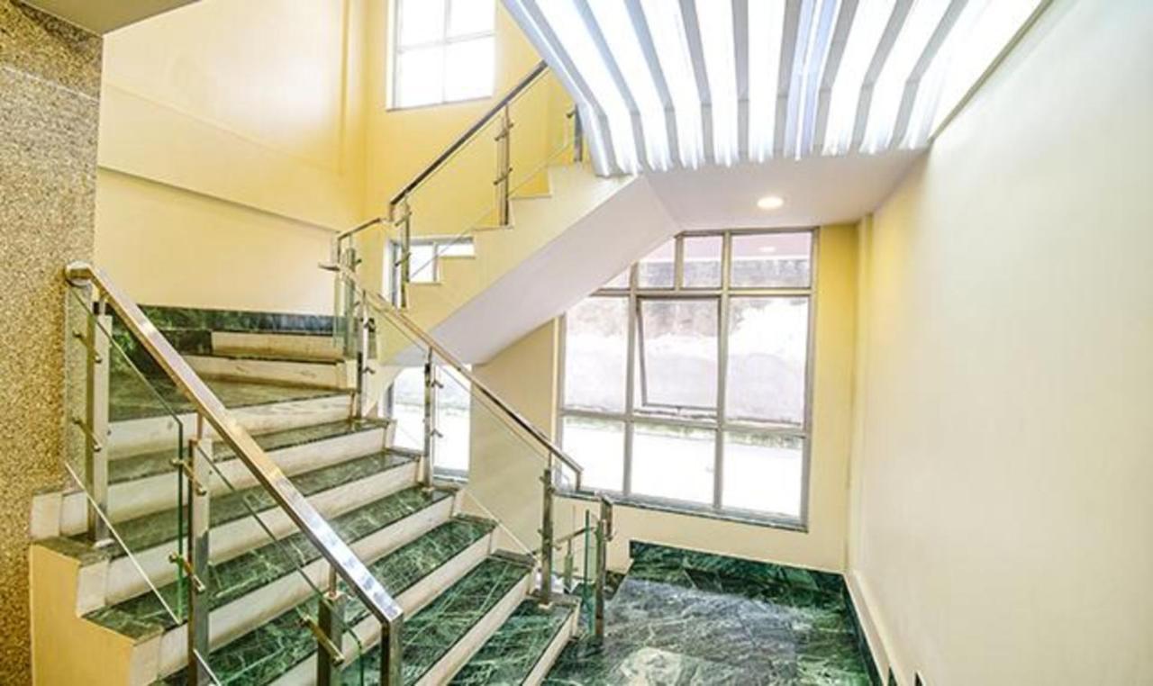 Fabhotel Stay Inn International - Nr Sealdah Station โกลกาตา ภายนอก รูปภาพ