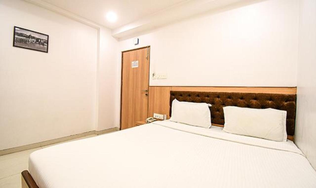 Fabhotel Stay Inn International - Nr Sealdah Station โกลกาตา ภายนอก รูปภาพ